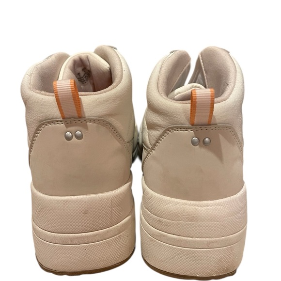 Ryka Women’s Cream Quilted Zip-Front Ankle Sneakers - Picture 2 of 4